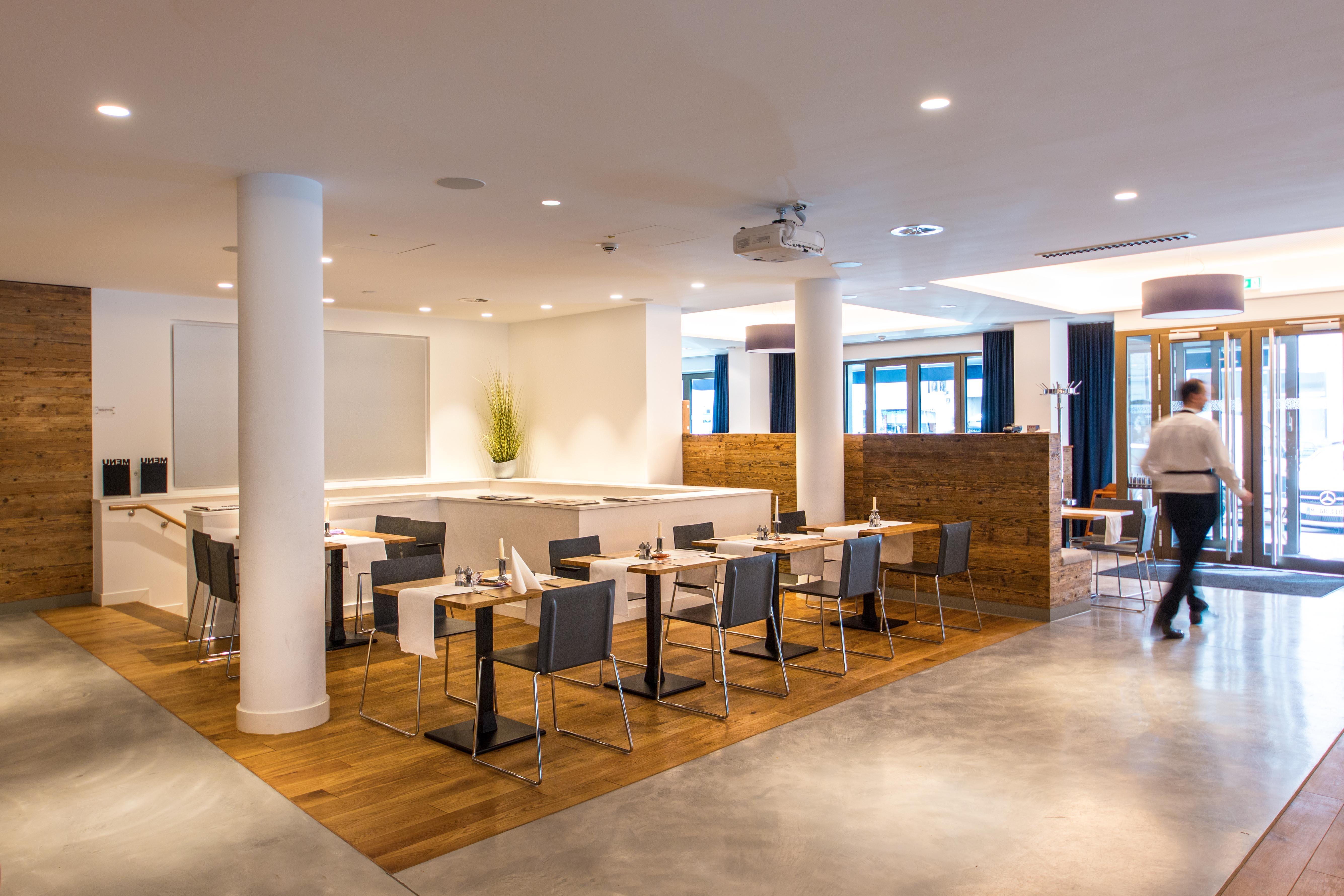 Bayer 89 VI Vadi Hotel, Munich